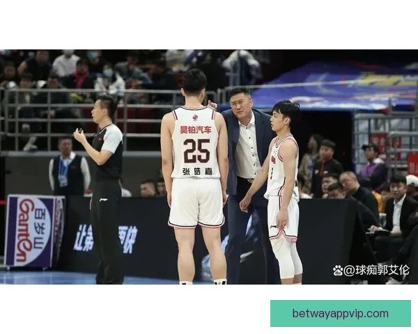 2025年中国篮球名人堂举荐活动正式启动 鼓励各界推荐优秀篮球人才