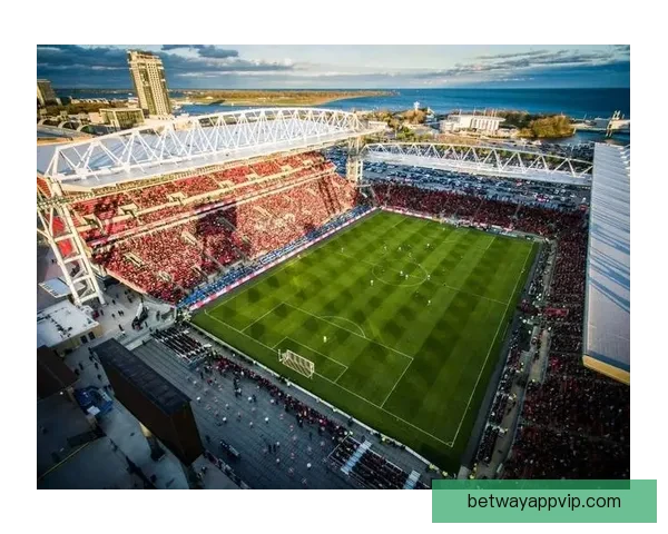 加拿大世界杯2026主办城市球场布局及比赛盛况全景解析